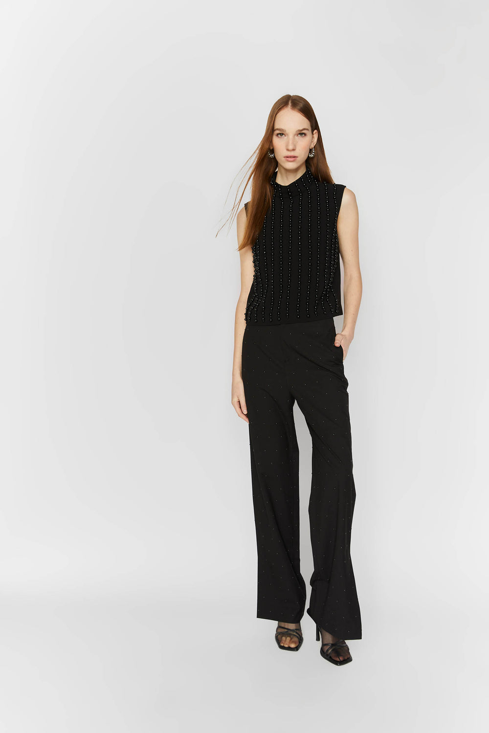 product-color-BLACK
