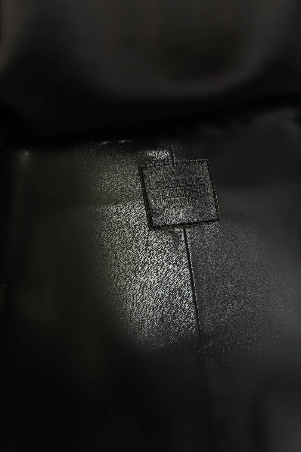 product-color-BLACK