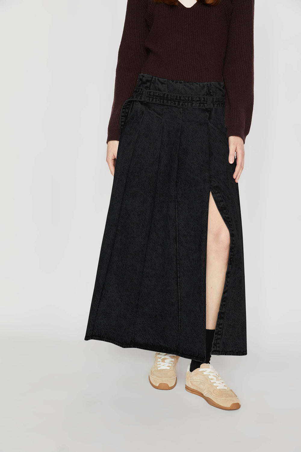 product-color-BLACK