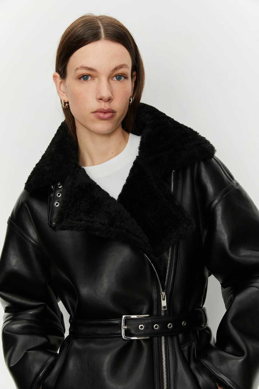 product-color-BLACK