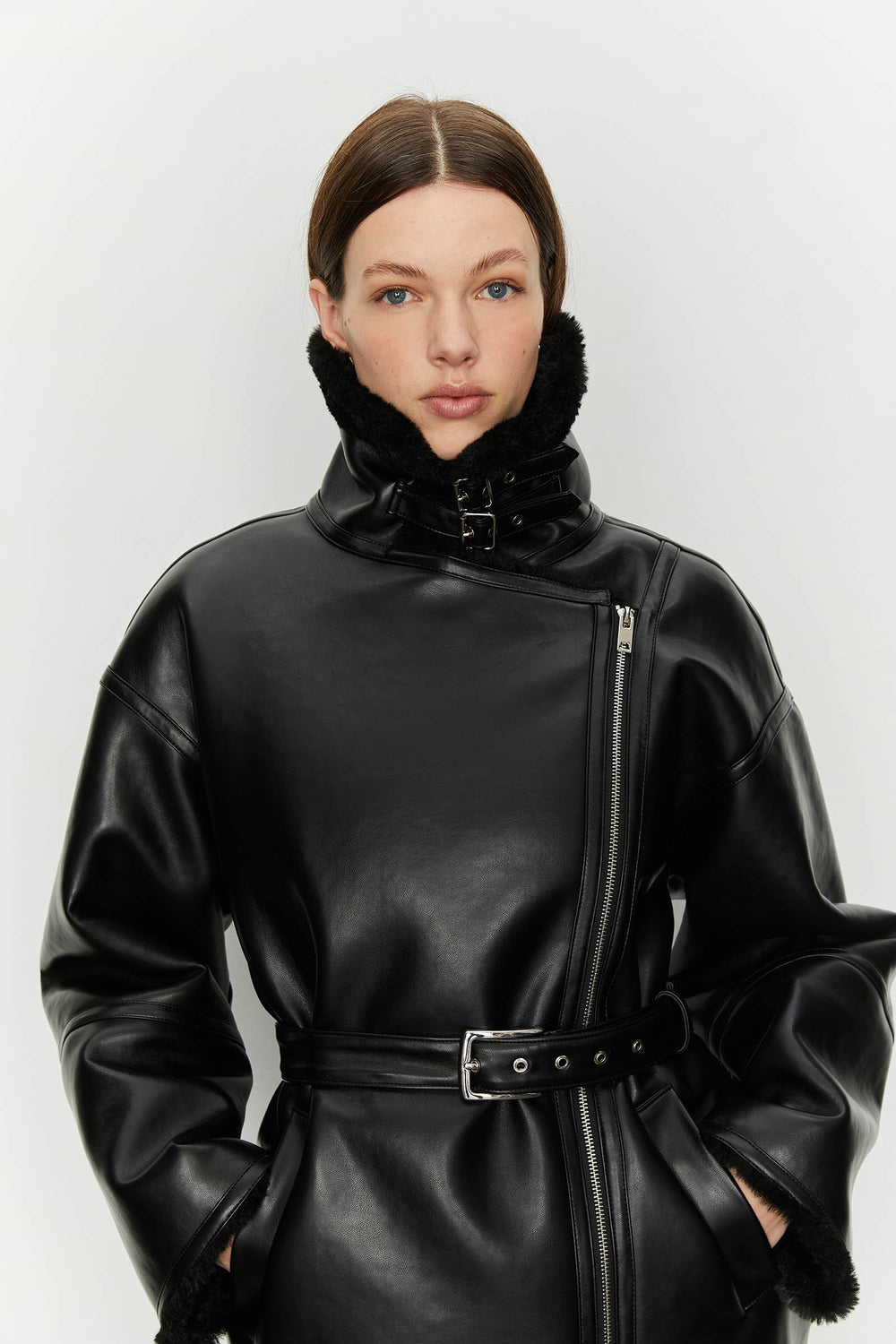 product-color-BLACK