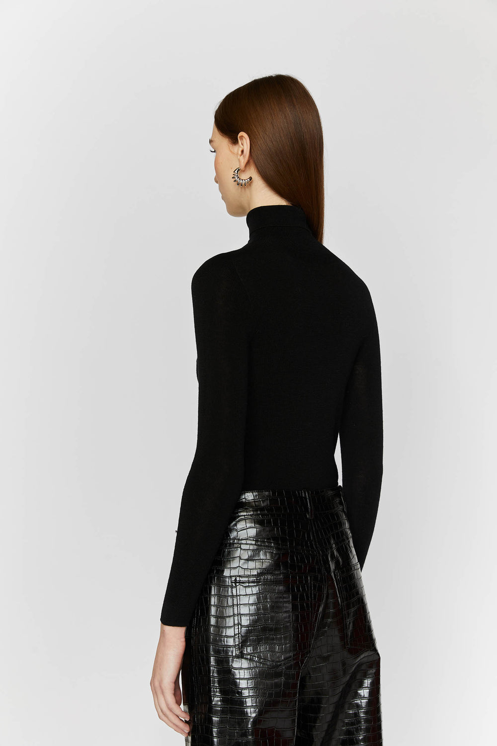 product-color-BLACK