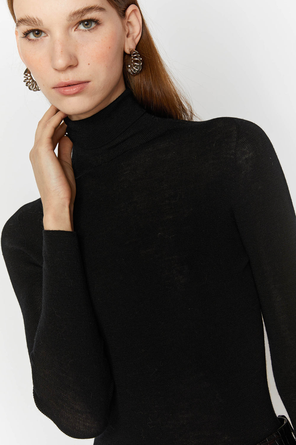 product-color-BLACK