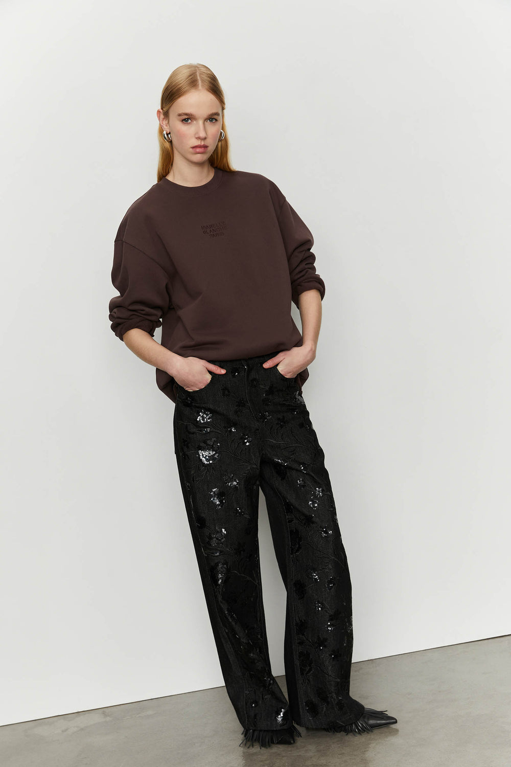 product-color-BLACK