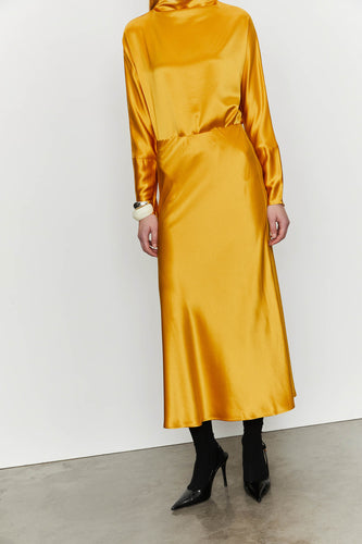 OIL_YELLOW
