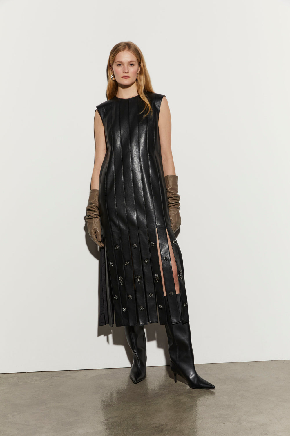 product-color-BLACK