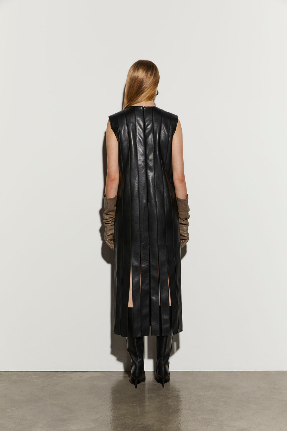 product-color-BLACK