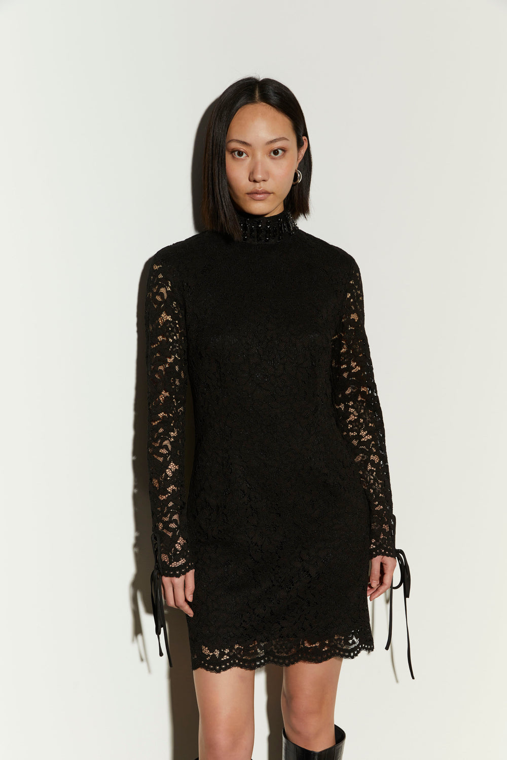 product-color-BLACK