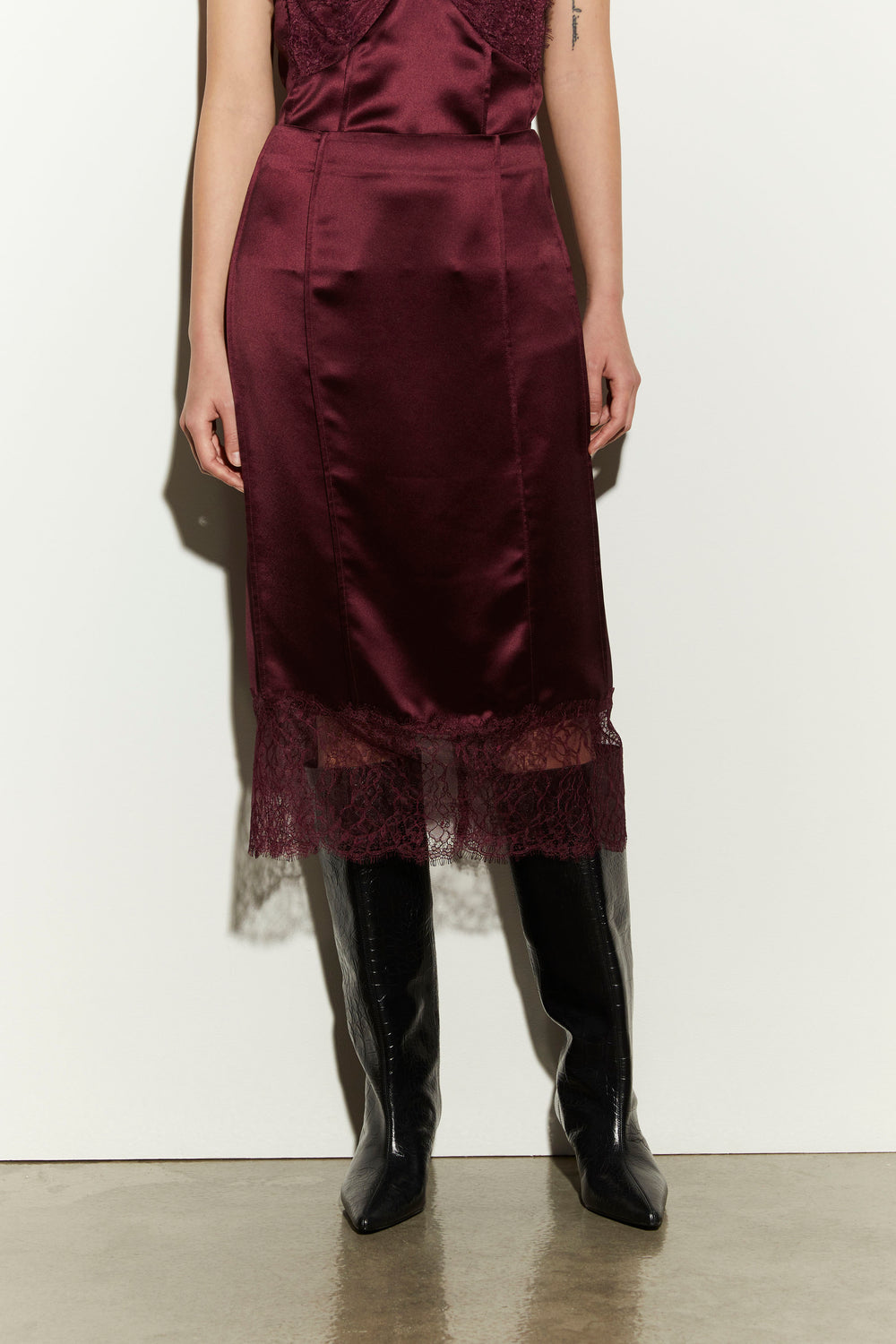 product-color-BURGUNDY