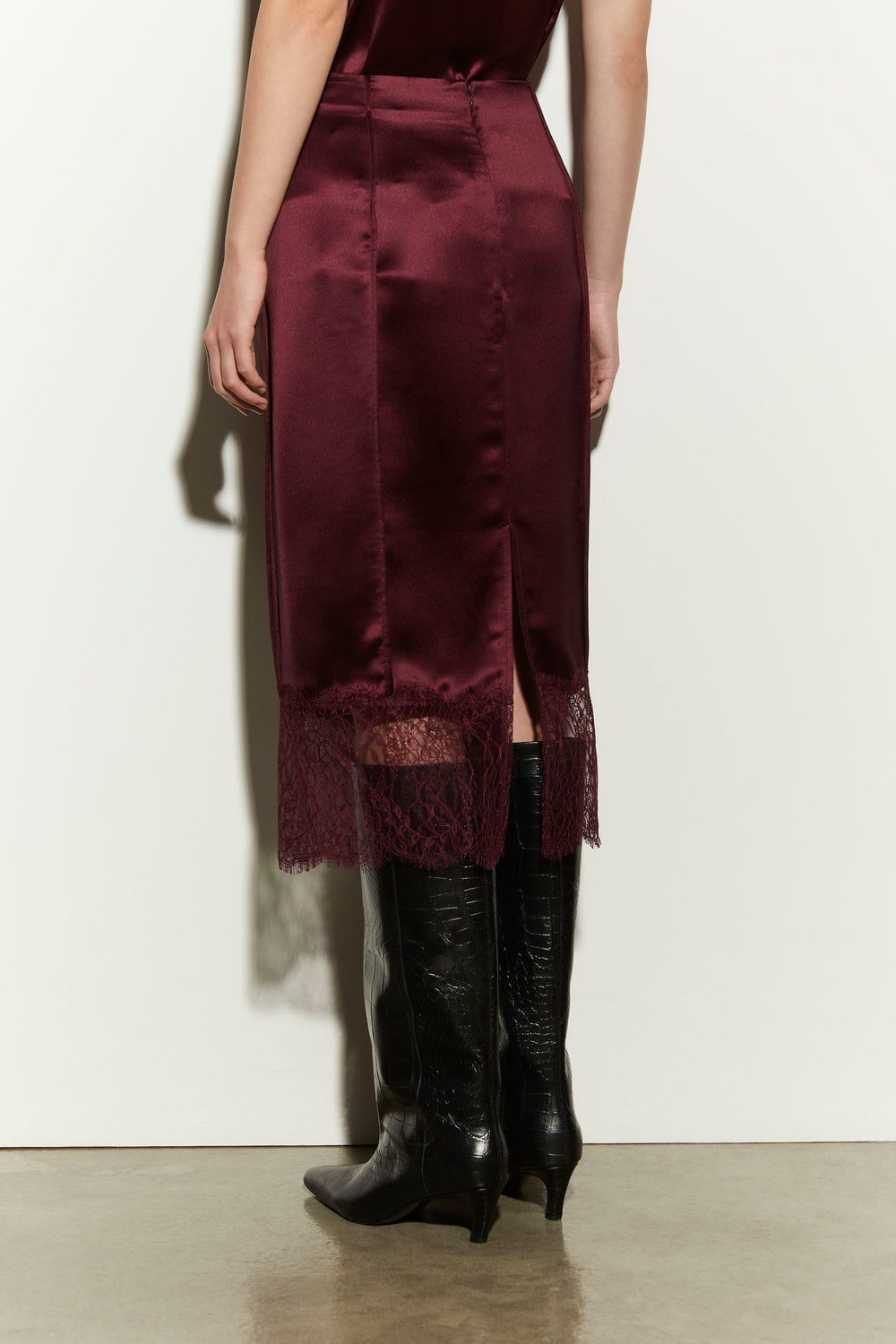 product-color-BURGUNDY