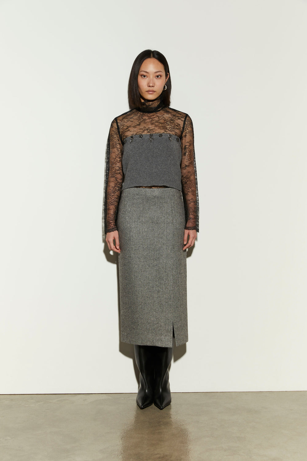 product-color-BLACK