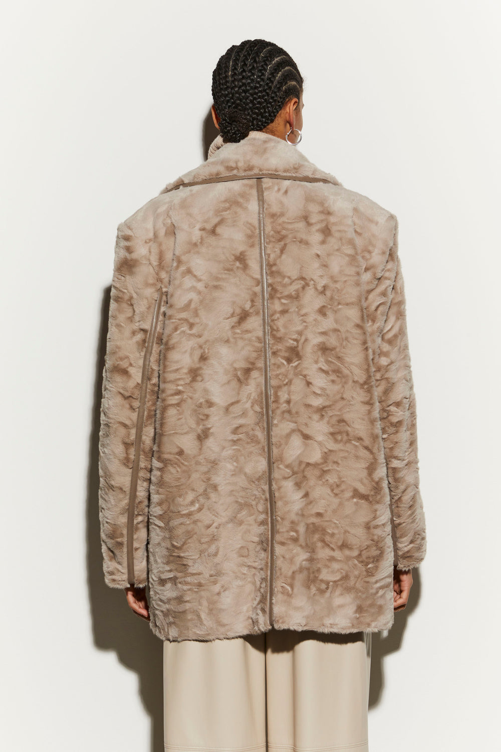 product-color-TAUPE
