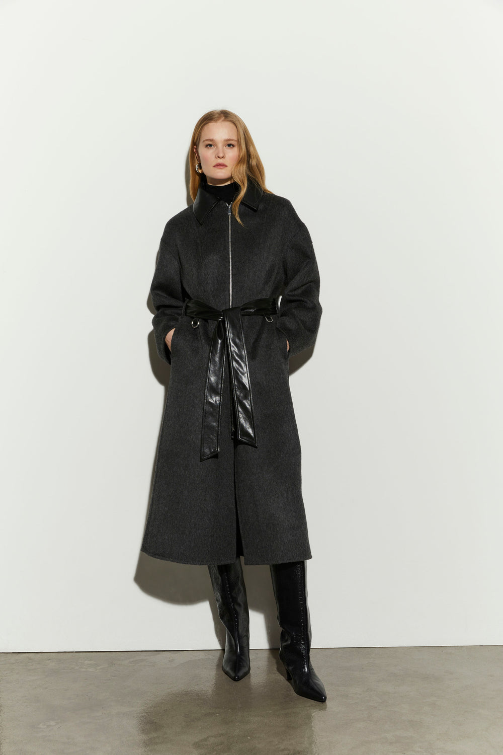 product-color-ANTHRACITE