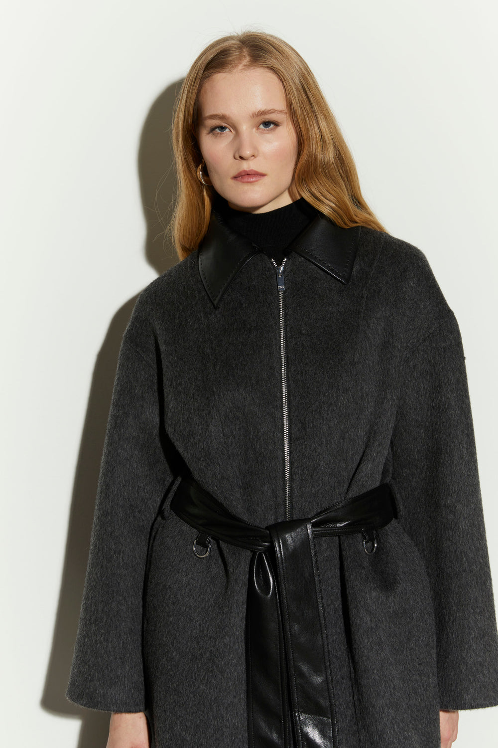 product-color-ANTHRACITE
