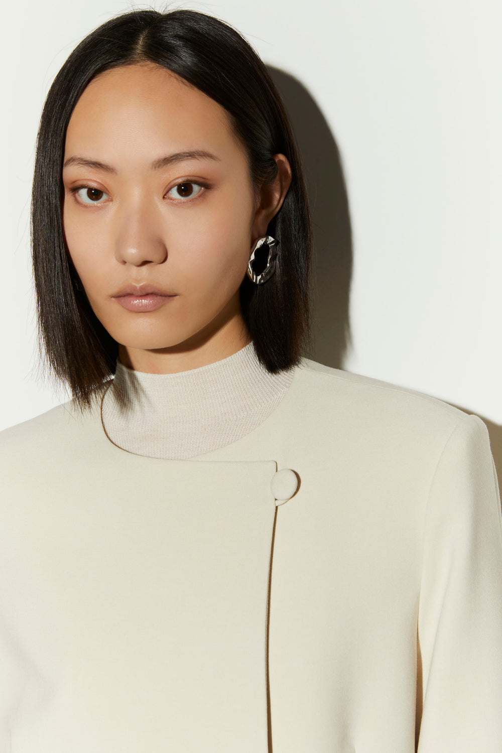 product-color-IVORY