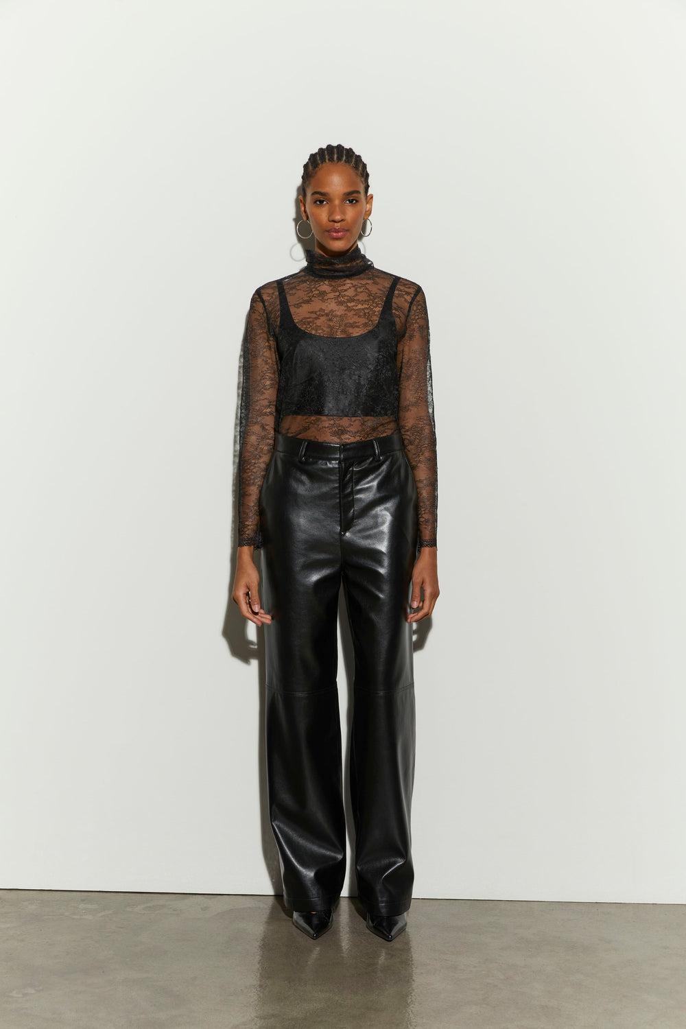 product-color-BLACK