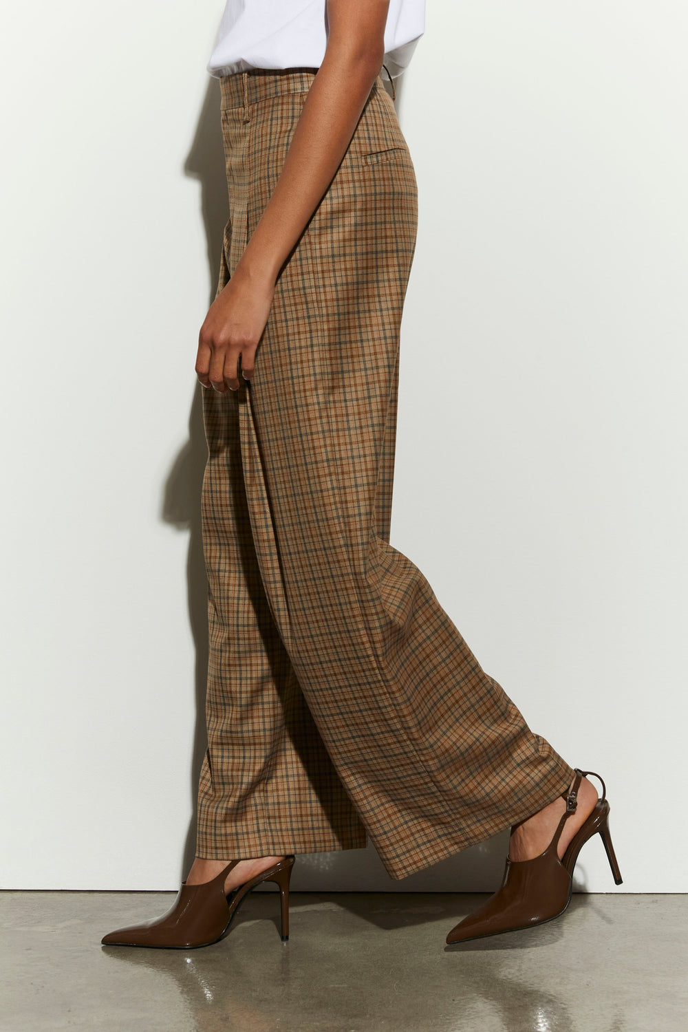 product-color-TOBACCO_BROWN