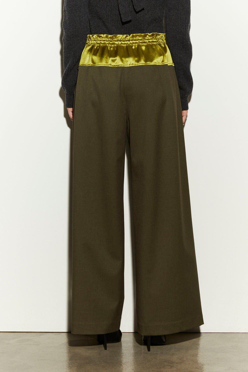 product-color-TARMAC_SARK_CITRON
