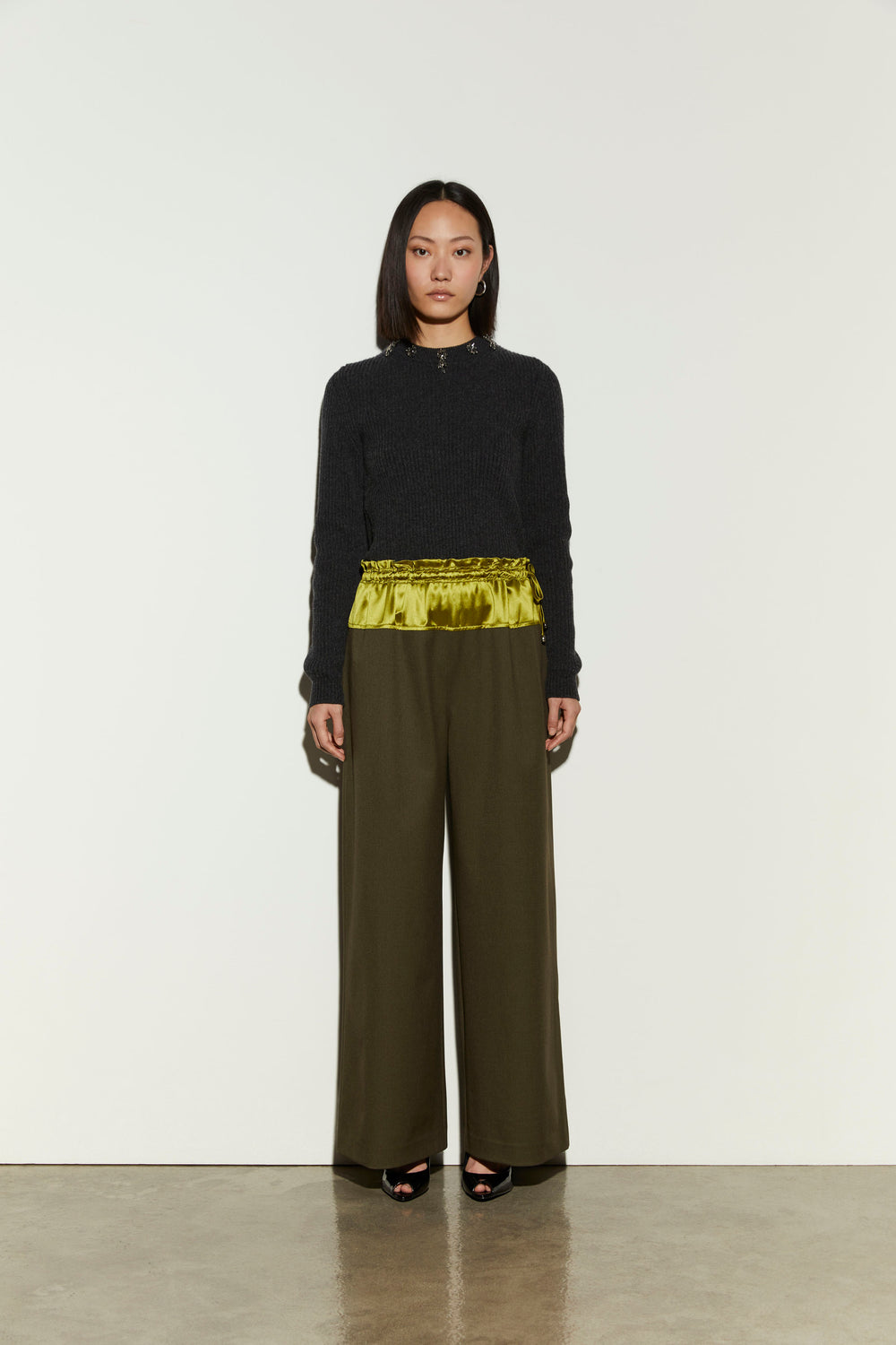 product-color-TARMAC_SARK_CITRON
