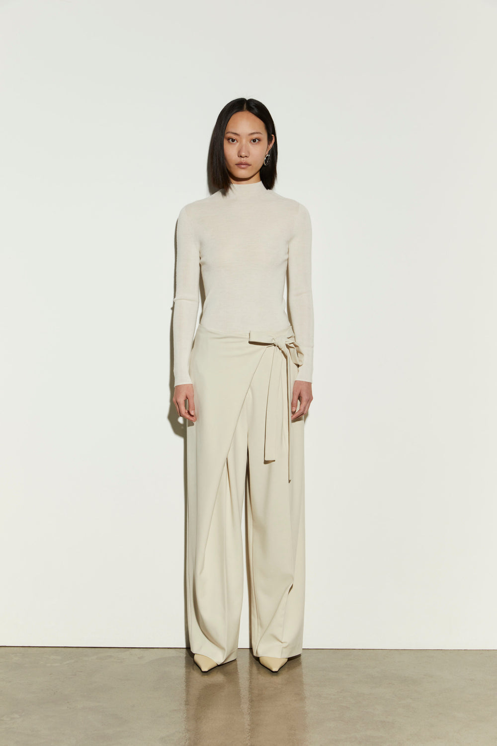product-color-IVORY