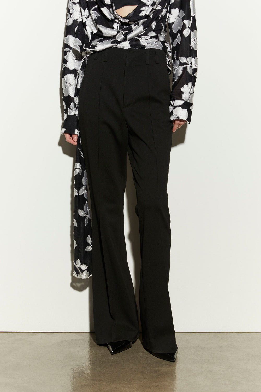 product-color-BLACK