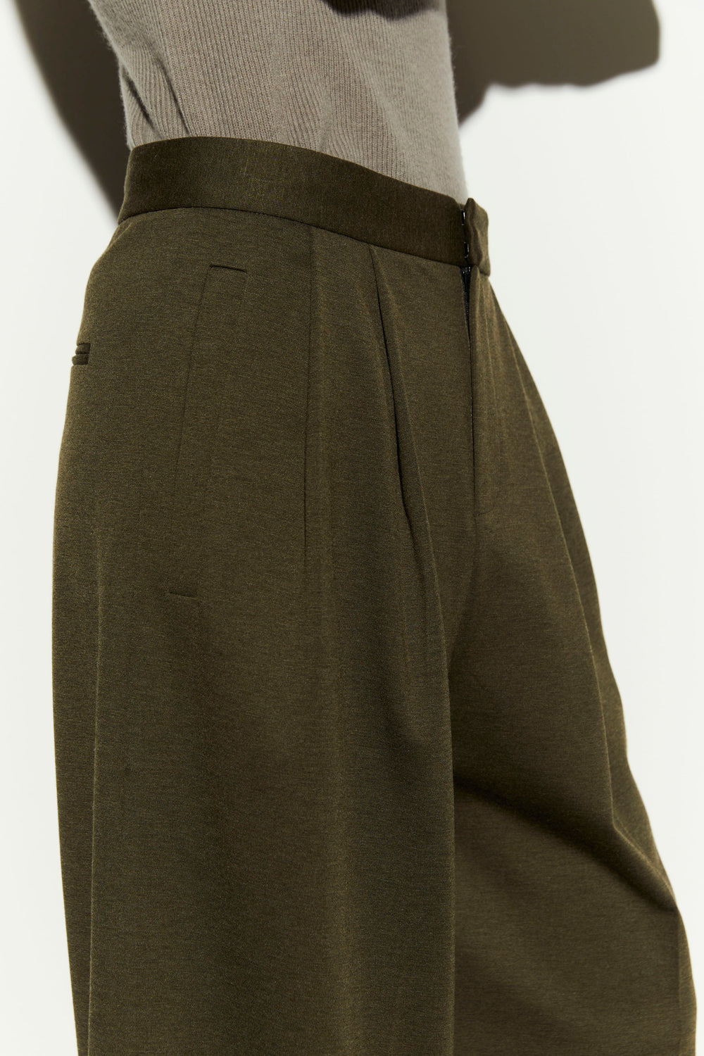 product-color-MILITARY_OLIVE