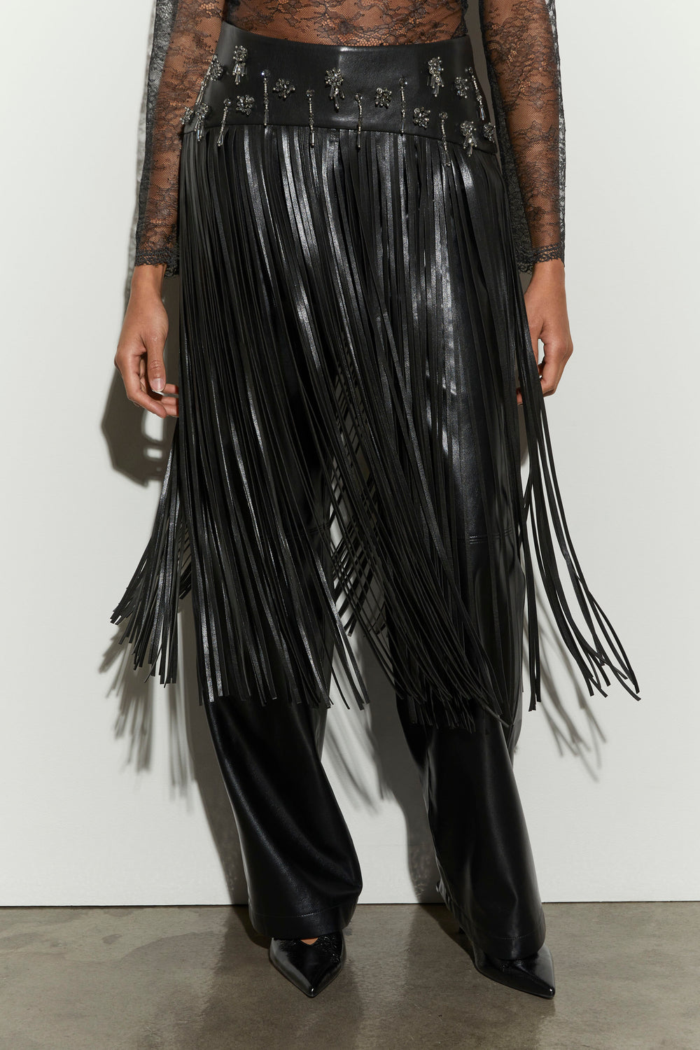 product-color-BLACK