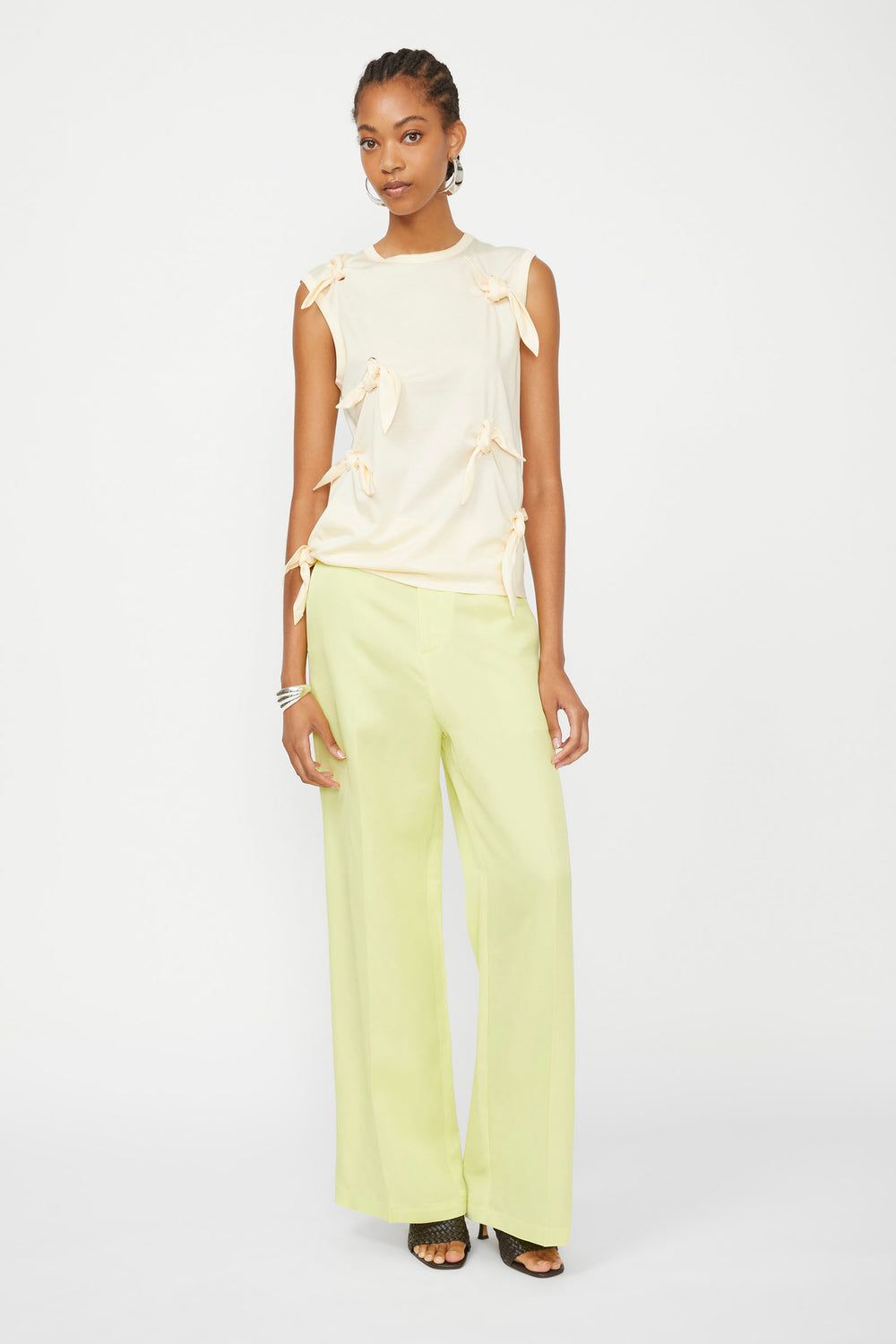 product-color-CHARDONNAY